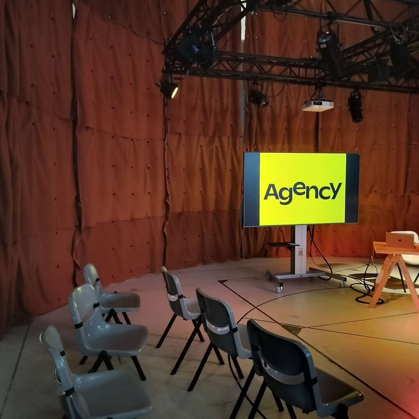 AGENCY: Architecture in the Civil Service